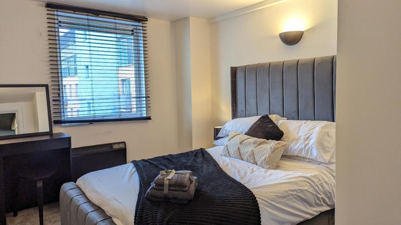 Jpg Theatre Suite - High Floor Mcr Luxe Apartment W Balcony Canal Views Манчестер Екстер'єр фото