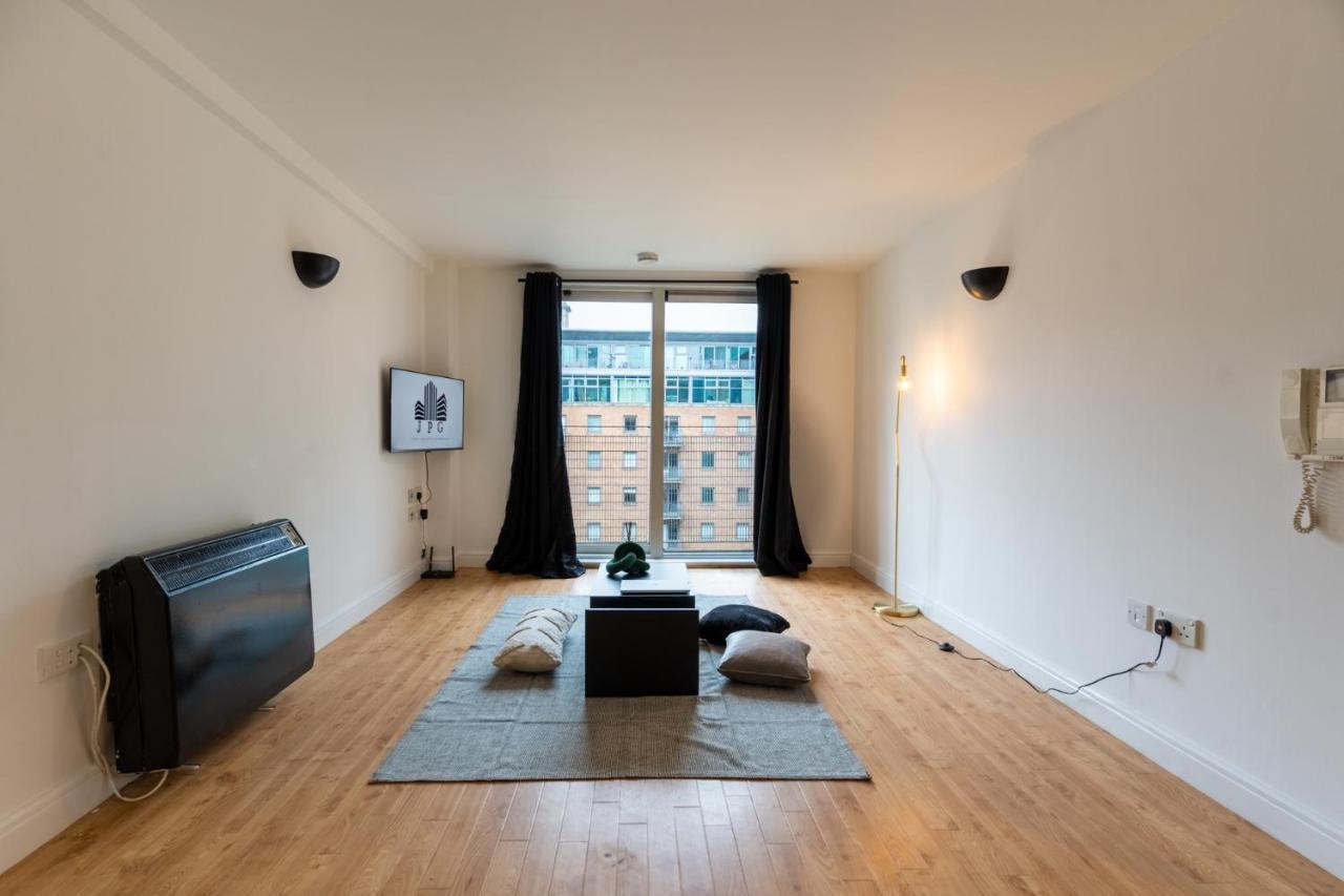 Jpg Theatre Suite - High Floor Mcr Luxe Apartment W Balcony Canal Views Манчестер Екстер'єр фото